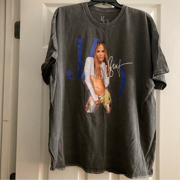 Tops - JLO Graphic Tee